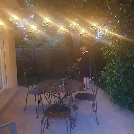 Avec Terrasse Et Tonnelle *