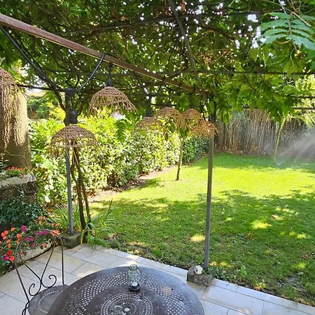 Apartamento Avec Terrasse Et Tonnelle *