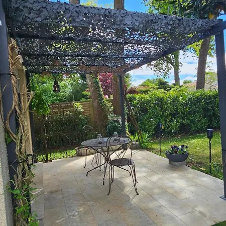 Avec Terrasse Et Tonnelle * Parempuyre